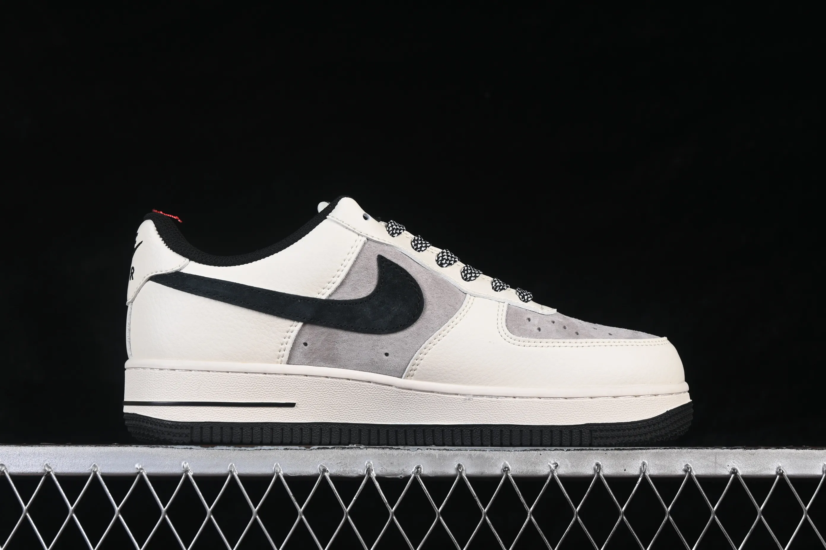 All categories Nk Air Force 1 Air Force series Nk Air Force 1 Low Air Force low-top Nike Air Force 1'07 Low Stussy co-branded white gray black Air Force 1 low-top casual sneakers XD9314-617